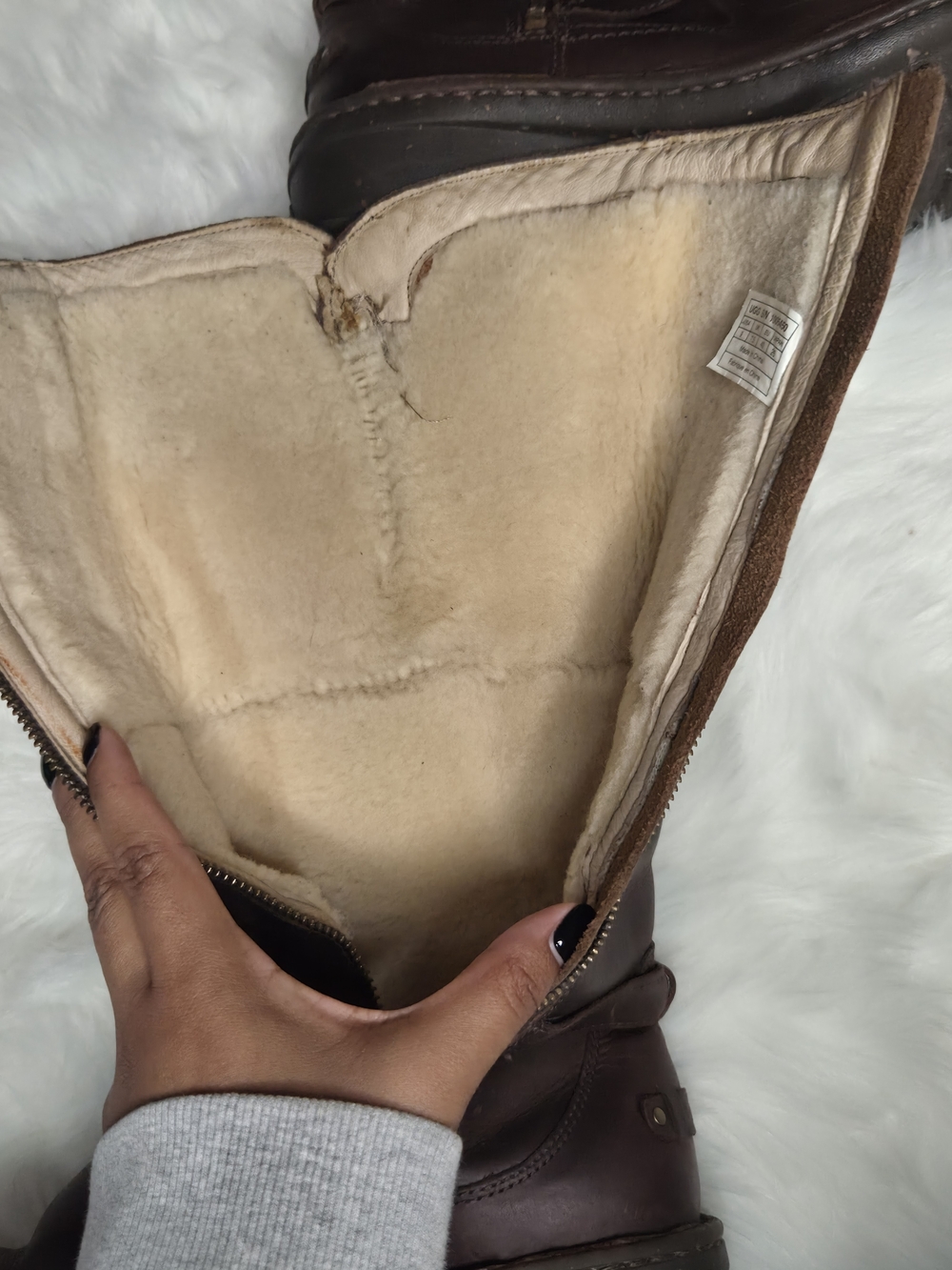 UGG Leather Shearling Lined Zip Buckled Strap Boots Size 9 - Picture 8 of 9
